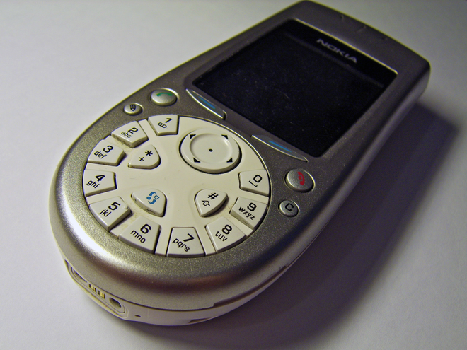 Ôn lại tuổi thơ và nhìn lại lịch sử Nokia: 34 chiếc điện thoại tốt nhất và tệ nhất - Ảnh 23.